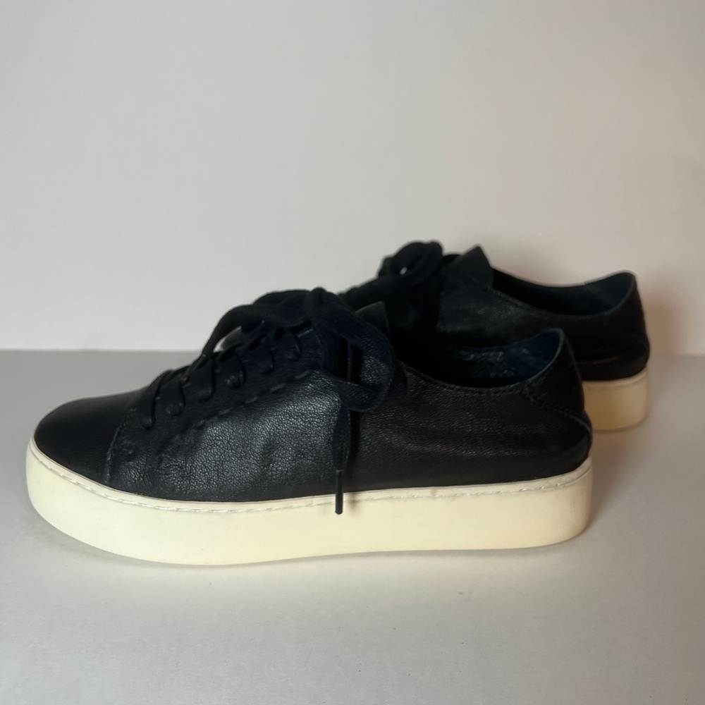 Frye Lena Low Lace Black Leather Fashion Low Top Sneakers, womens size 7. Laces